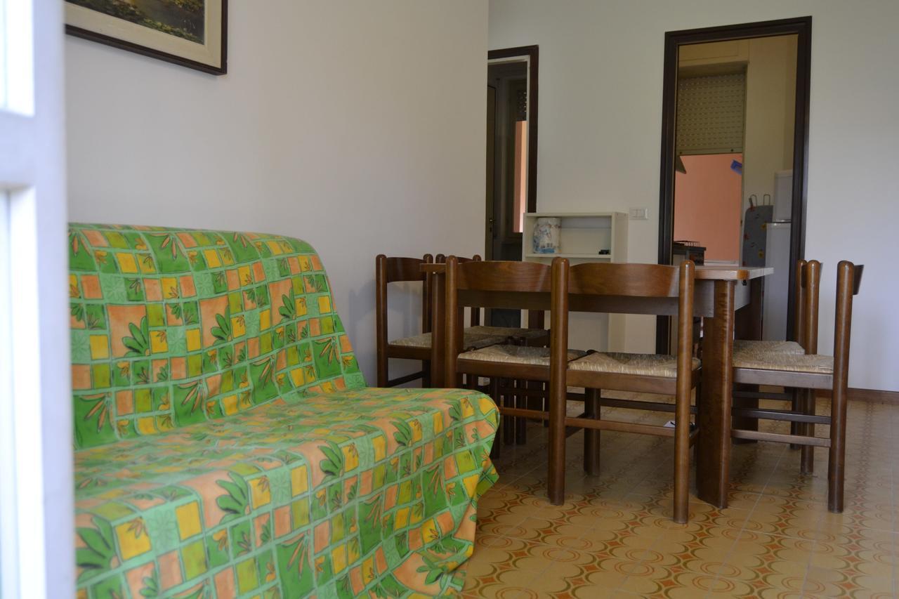 Residence Conero P. T. Blocco E Марчели Екстериор снимка